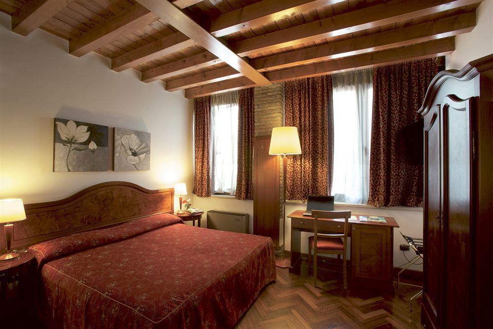 Primotel Брешия Экстерьер фото